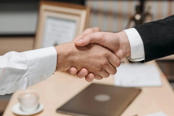 Wat je moet weten wanneer je leent met je partner