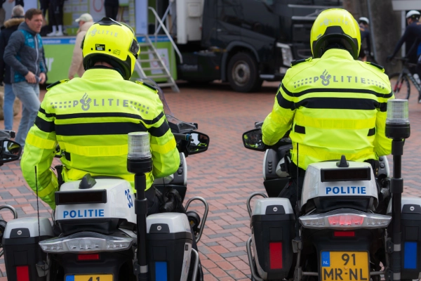 Wat is een ambtenarenlening en wie komt ervoor in aanmerking?
